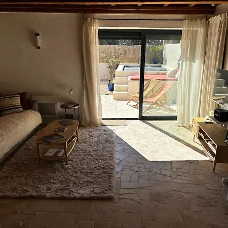 Augustine - Elegance Et Charme Aux Portes D'aix En Provence Apartment